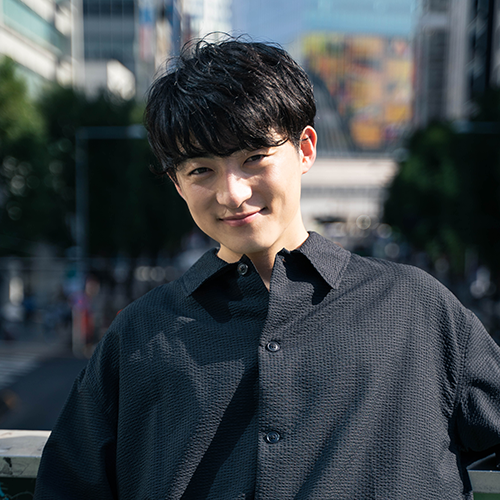 修一朗 氏