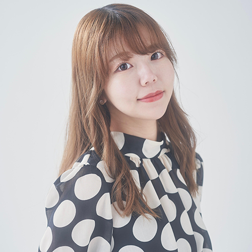 高木 詩織