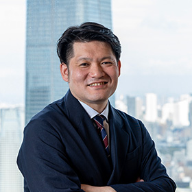 芝本 秀徳 氏
